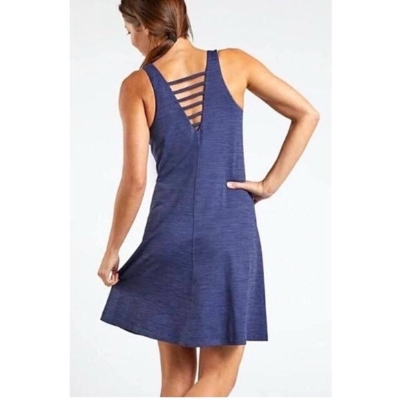 Toad & Co. tech tomboy tank dress blue pocket built in bra size medium - Picture 2 of 10